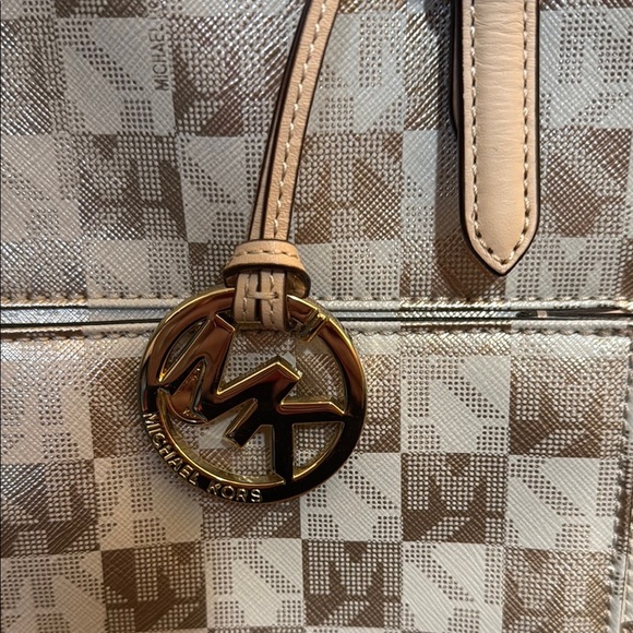 Michael Kors Gold and Cream Structured Handbag - Picture 4 of 12